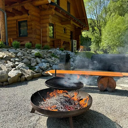 Srub Plece Сasa de vacaciones *